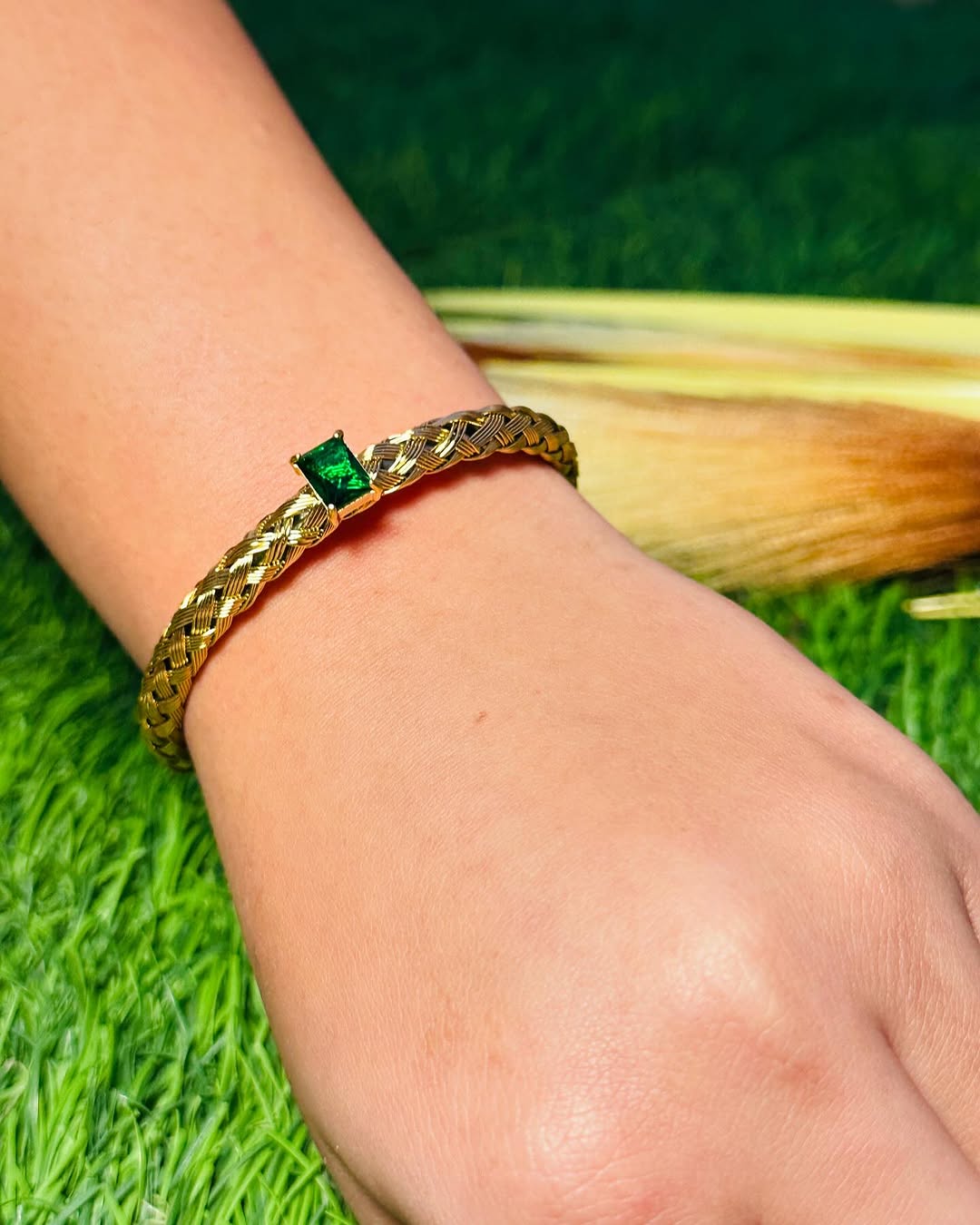 Royal Wrist