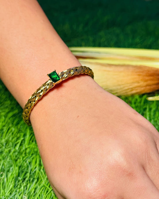 Royal Wrist